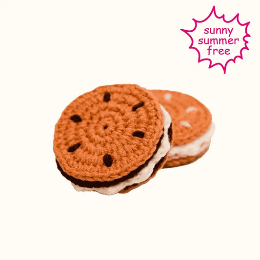 Handmade crochet sandwich cookie with cream filling using crochet sandwich cookie pattern free from The Knit Krazy